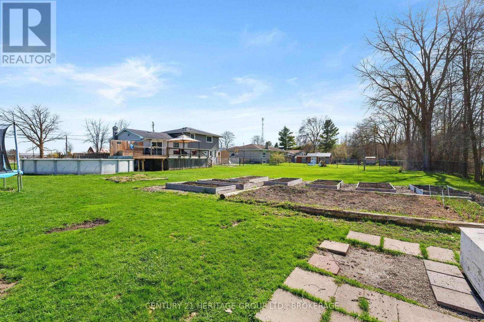 415 Shane Street, Loyalist, Ontario  K0H 2H0 - Photo 31 - X12115255