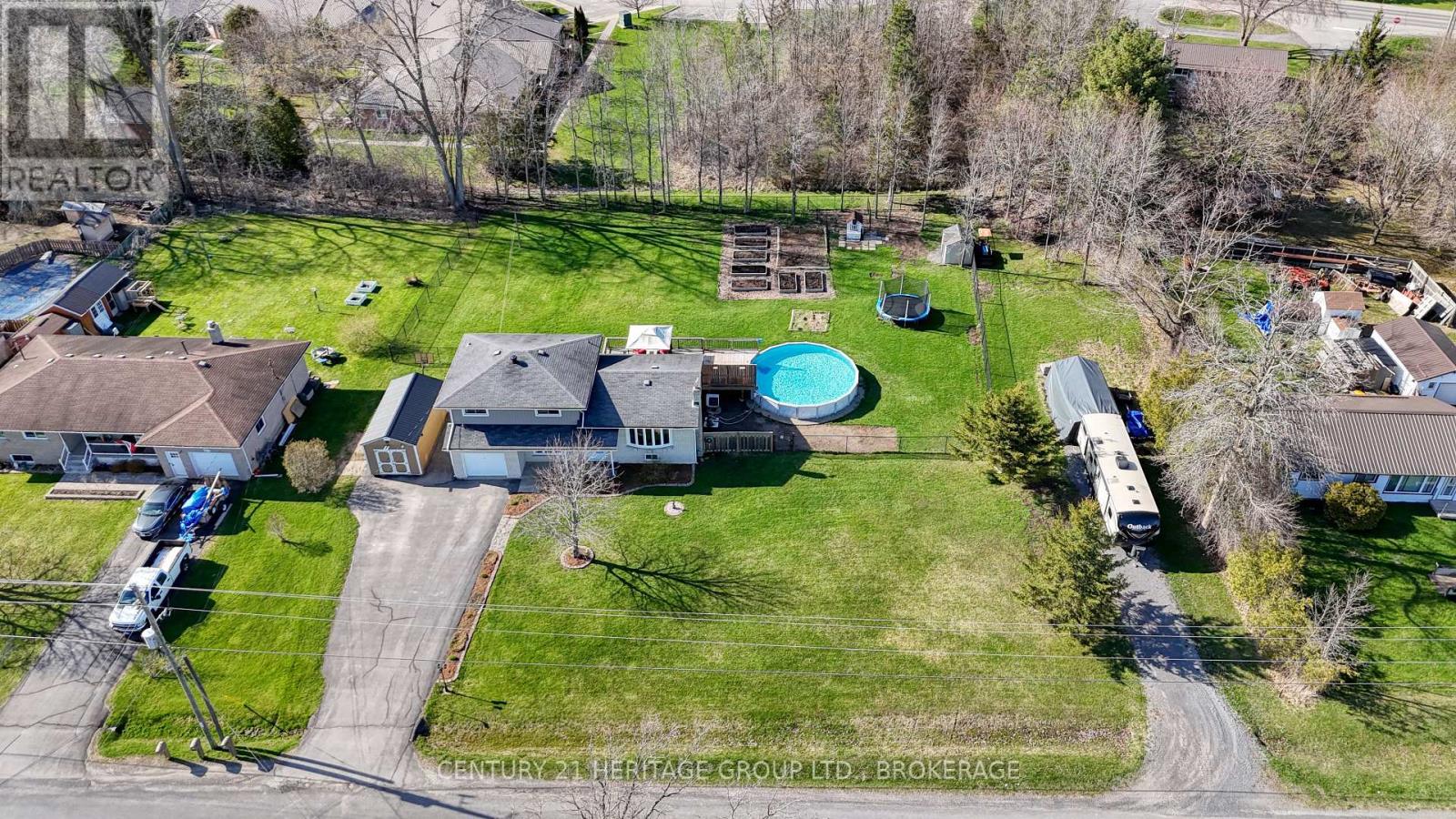 415 Shane Street, Loyalist, Ontario  K0H 2H0 - Photo 48 - X12115255