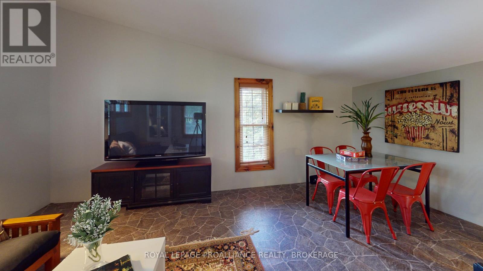 915 Woodridge Lane, Leeds And The Thousand Islands, Ontario  K0E 1B0 - Photo 25 - X12115770