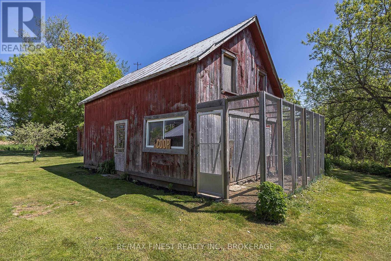 221 Highway 15, Front Of Leeds & Seeleys Bay, Ontario  K0H 2N0 - Photo 50 - X12117097