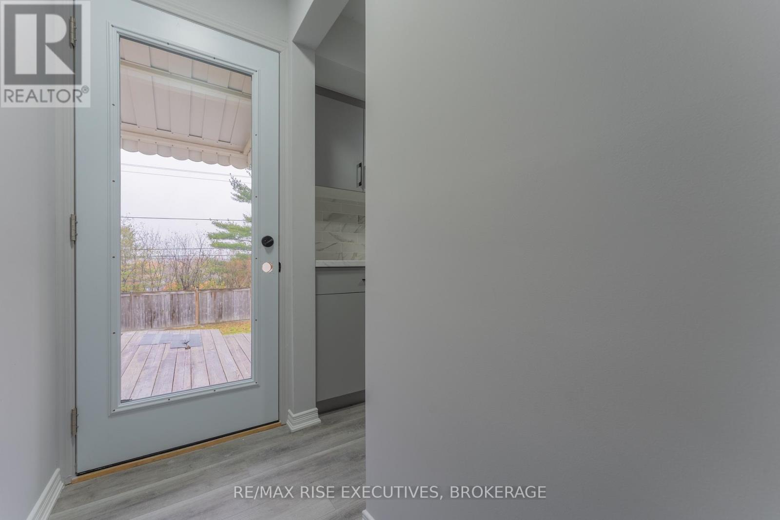 2 - 811 Overlea Court, Kingston, Ontario  K7M 6Z8 - Photo 2 - X12117370