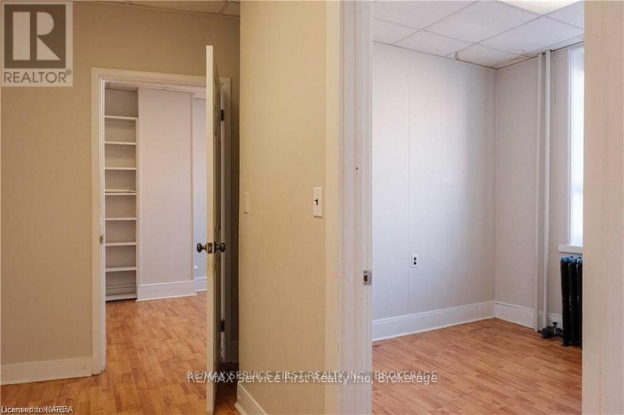 Unit 3 - 159 Wellington Street, Kingston, Ontario  K7L 3E1 - Photo 5 - X12119149