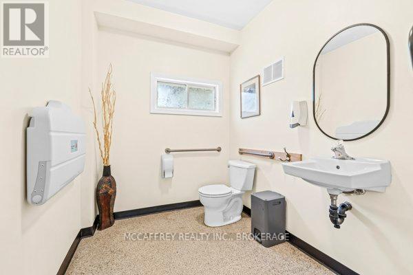 5532 Bath Road, Loyalist, Ontario  K0H 1G0 - Photo 11 - X12119406
