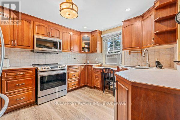 5532 Bath Road, Loyalist, Ontario  K0H 1G0 - Photo 22 - X12119406