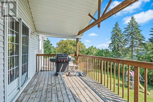 5532 Bath Road, Loyalist, Ontario  K0H 1G0 - Photo 32 - X12119406