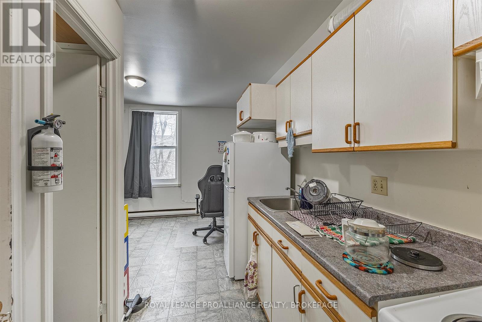 241 Johnson Street, Kingston, Ontario  K7L 1Y2 - Photo 20 - X12121182