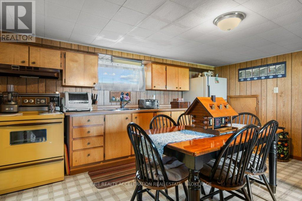 769 3rd Concession Road, Greater Napanee, Ontario  K7R 3K7 - Photo 20 - X12121350