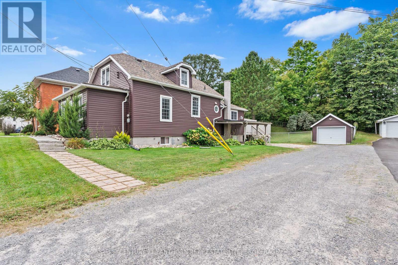6817 38 Highway, Frontenac, Ontario  K0H 2W0 - Photo 6 - X12123094