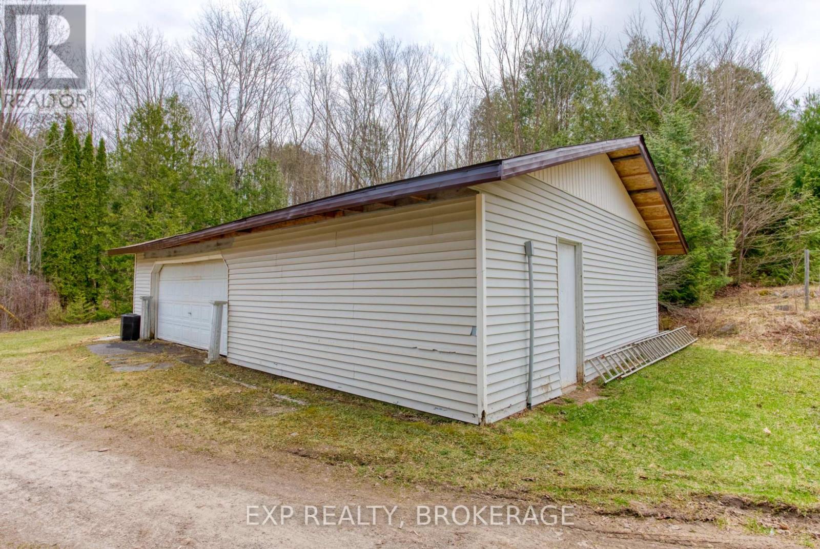 1073 Cox Road, Frontenac, Ontario  K0H 1B0 - Photo 32 - X12123465