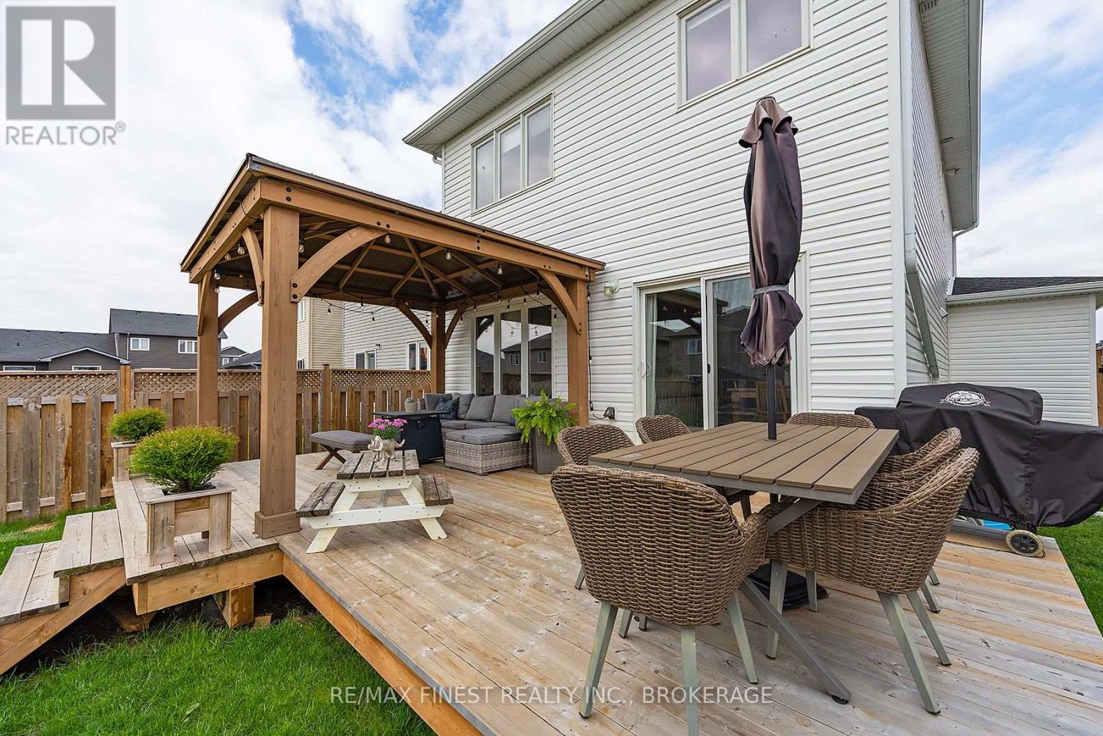 37 Brennan Crescent, Loyalist, Ontario  K0H 2H0 - Photo 11 - X12124967