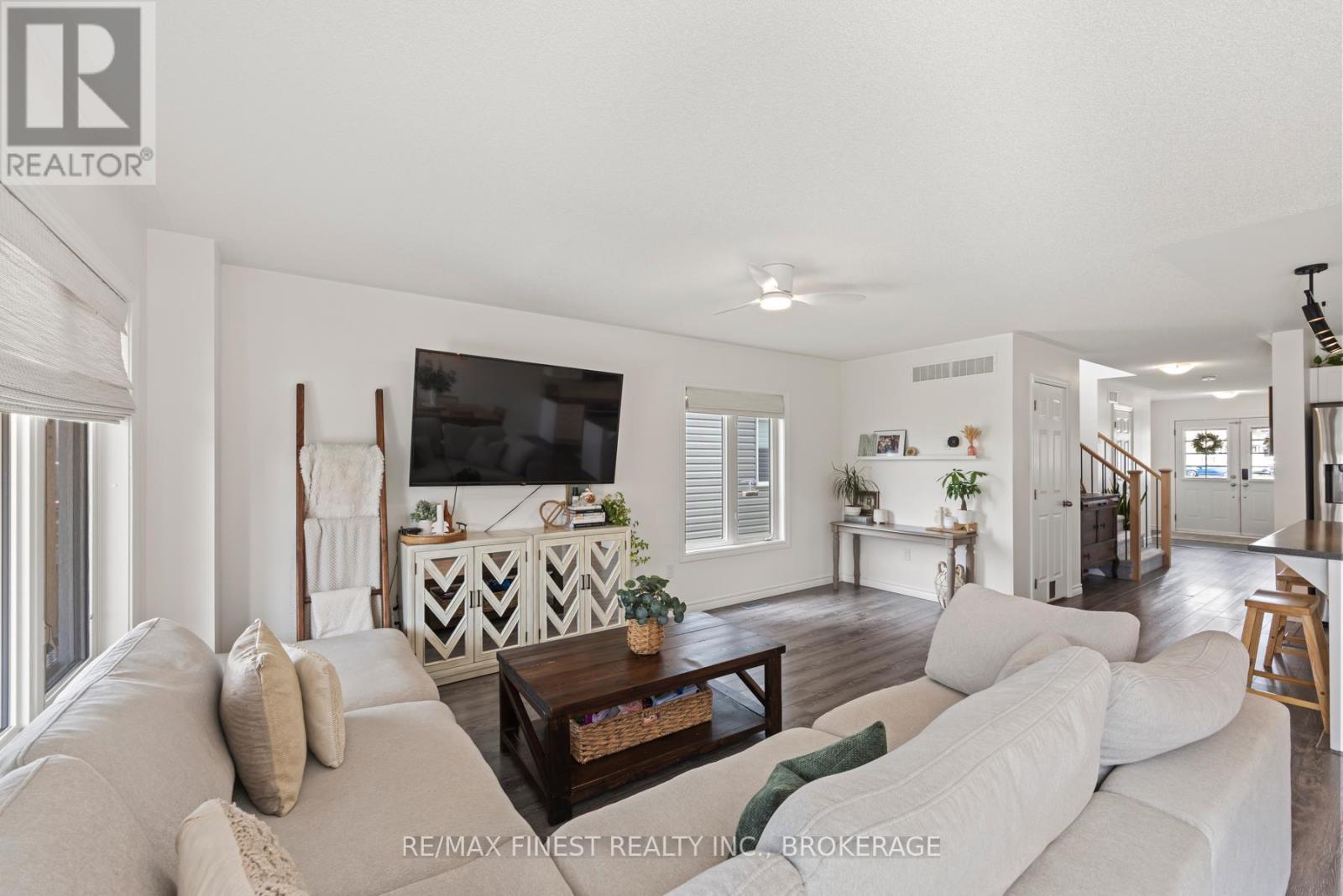 37 Brennan Crescent, Loyalist, Ontario  K0H 2H0 - Photo 23 - X12124967