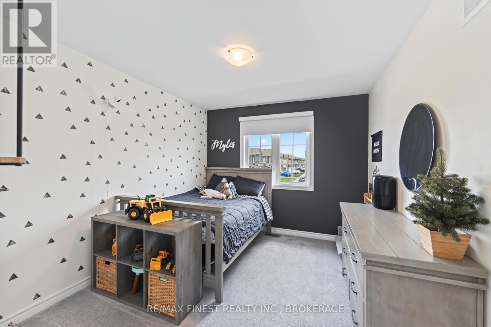 37 Brennan Crescent, Loyalist, Ontario  K0H 2H0 - Photo 42 - X12124967
