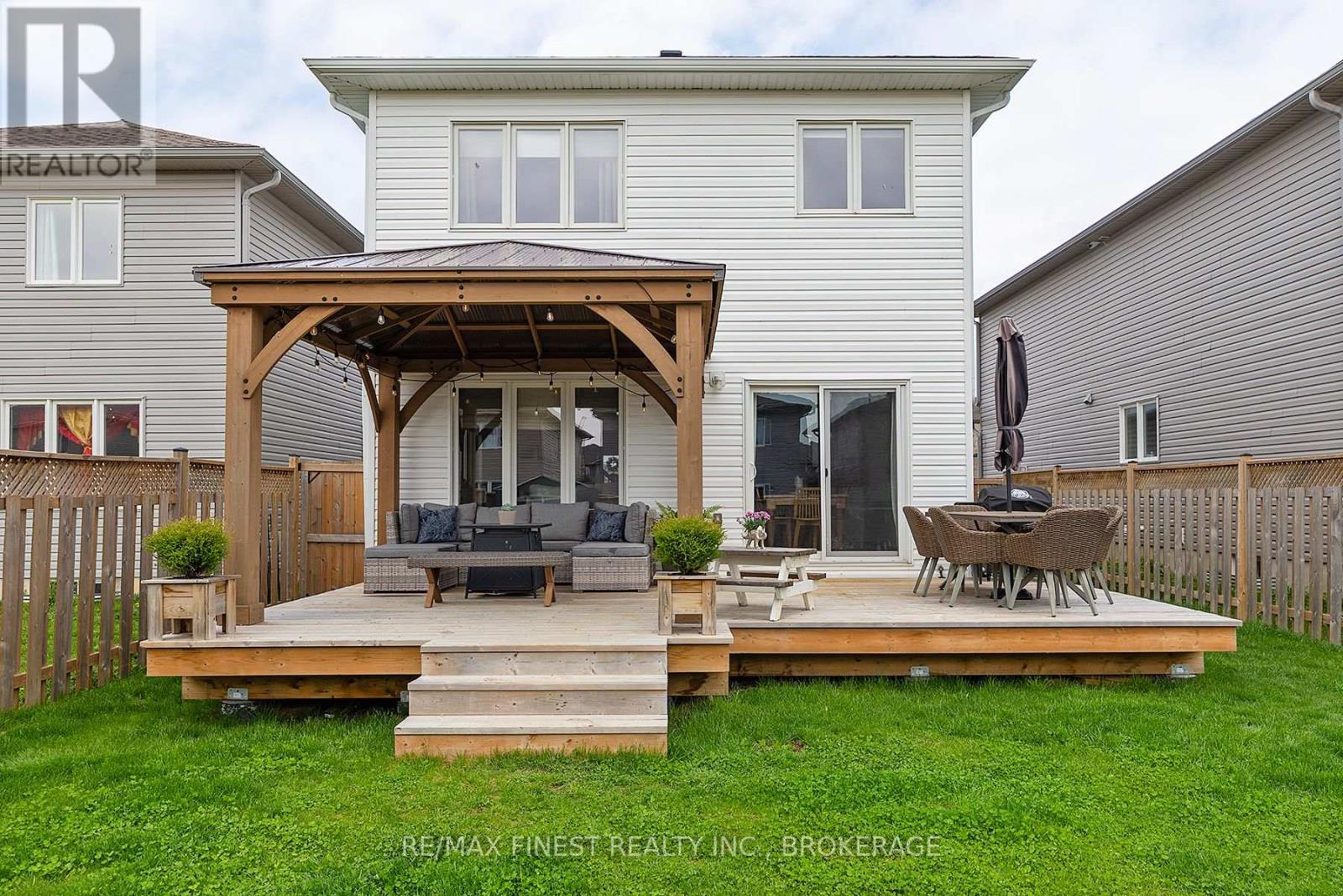 37 Brennan Crescent, Loyalist, Ontario  K0H 2H0 - Photo 8 - X12124967