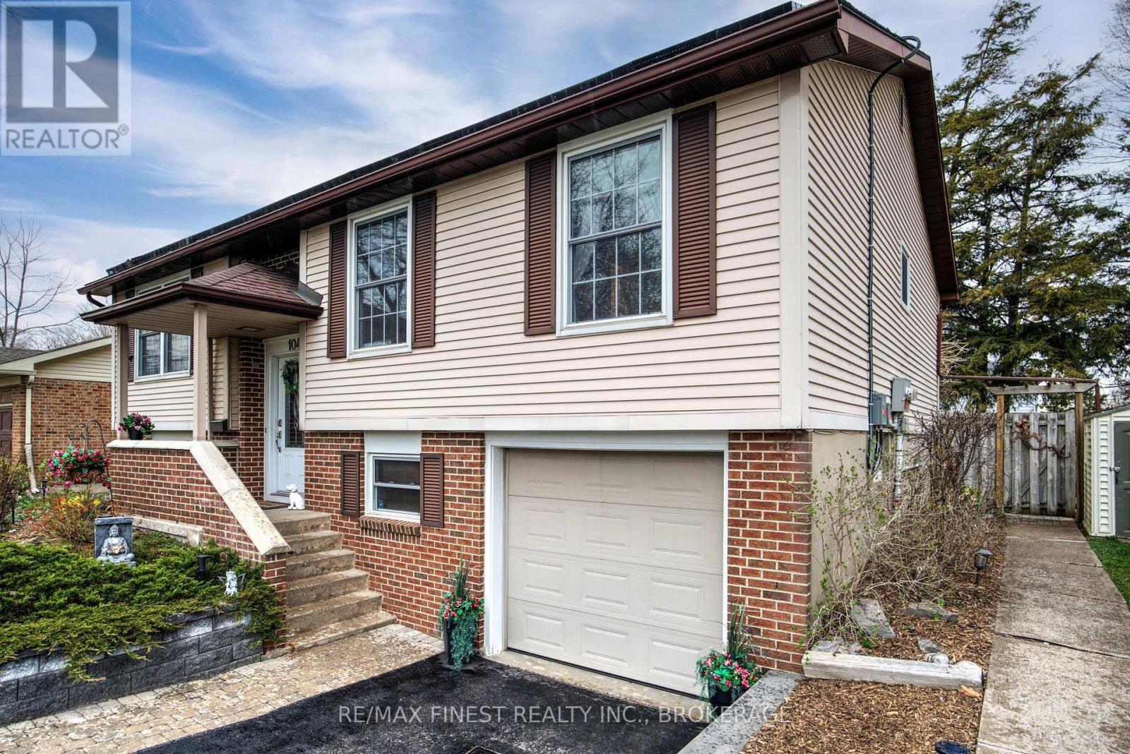 1048 Bauder Crescent, Kingston, Ontario  K7P 1M6 - Photo 5 - X12125530