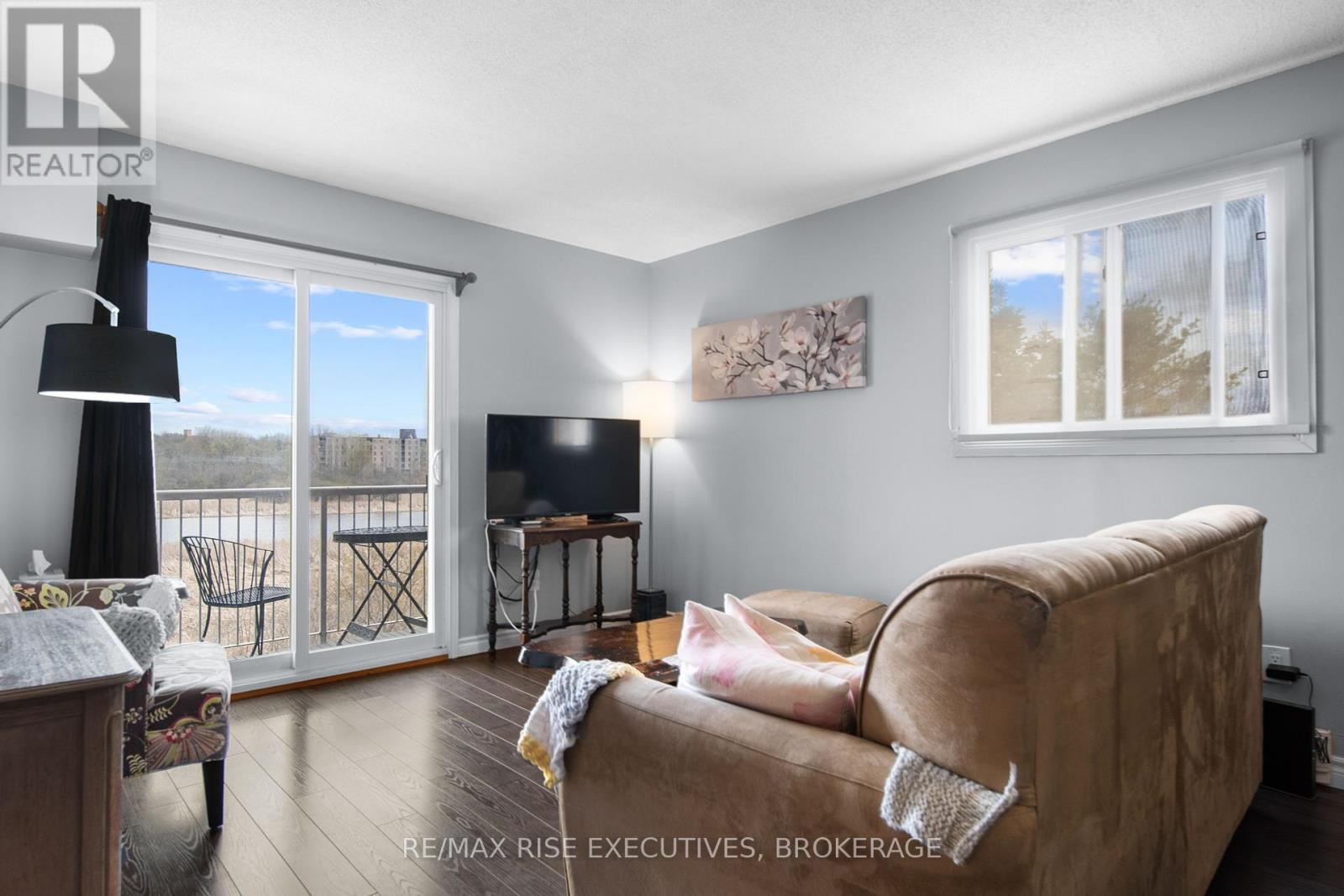 317 - 580 Armstrong Road, Kingston, Ontario  K7M 8M3 - Photo 19 - X12128461
