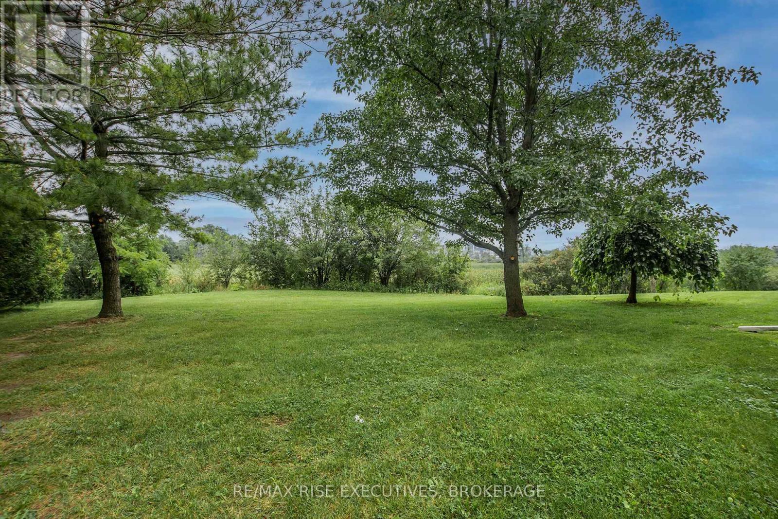 317 - 580 Armstrong Road, Kingston, Ontario  K7M 8M3 - Photo 36 - X12128461