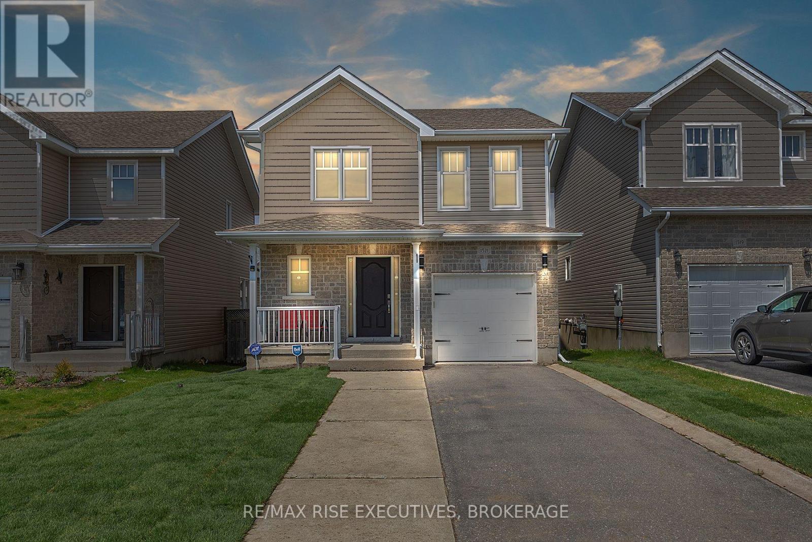 1521 Crimson Crescent, Kingston, Ontario  K7P 0H4 - Photo 1 - X12128537