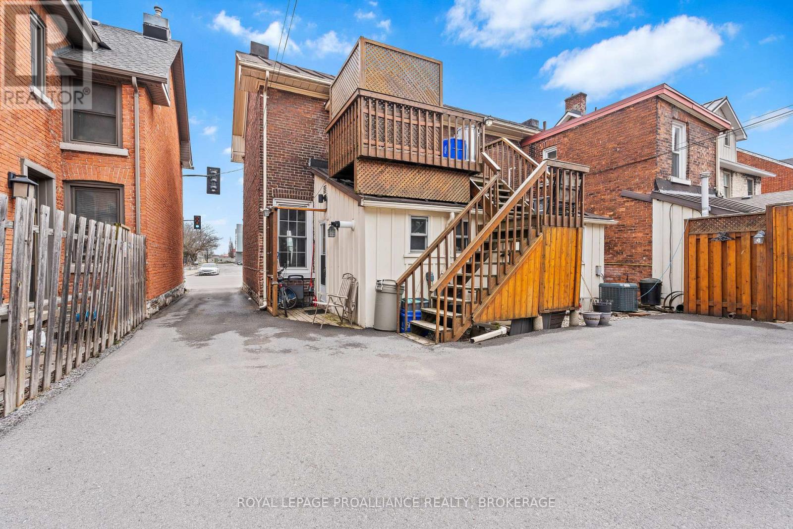 274 Wellington Street, Kingston, Ontario  K7K 2Z1 - Photo 22 - X12128538