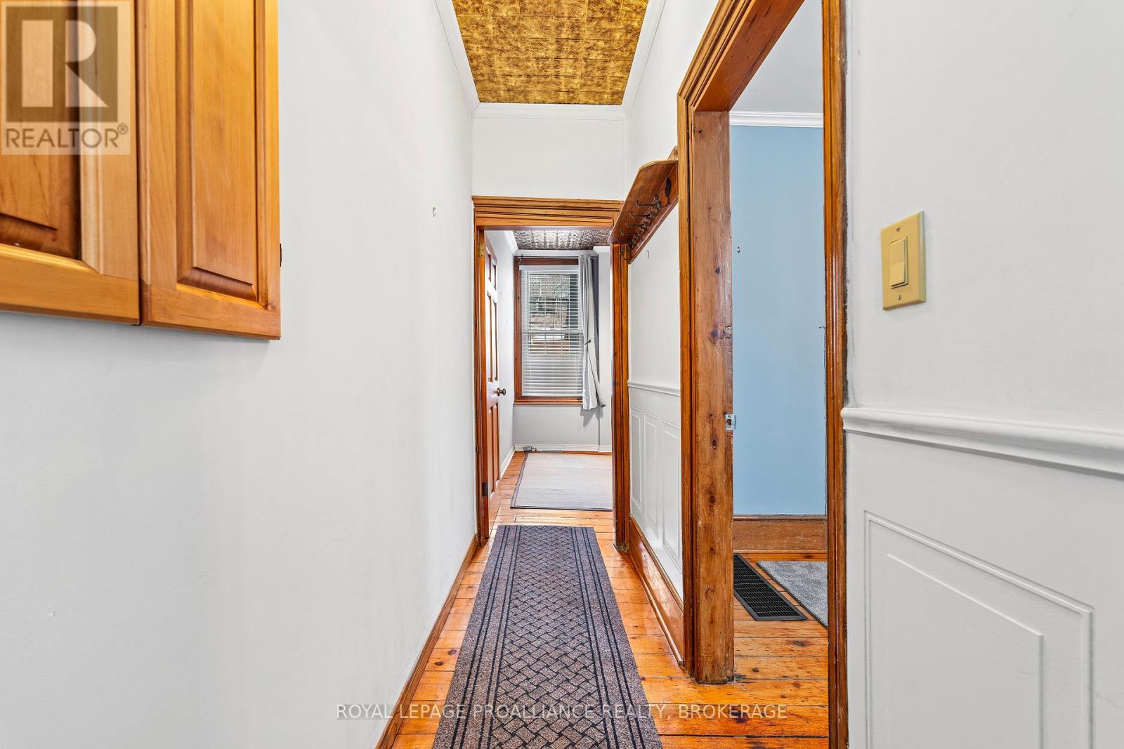 270 Wellington Street, Kingston, Ontario  K7K 2Z1 - Photo 4 - X12128559