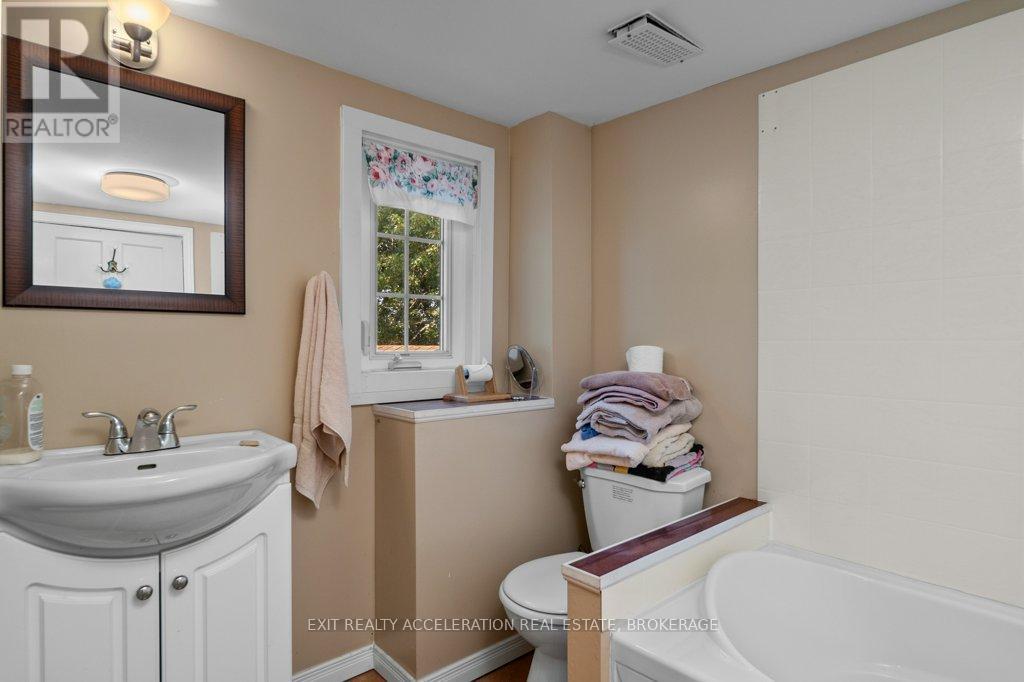 2940 County Road 8, Greater Napanee, Ontario  K7R 3K7 - Photo 20 - X12128590