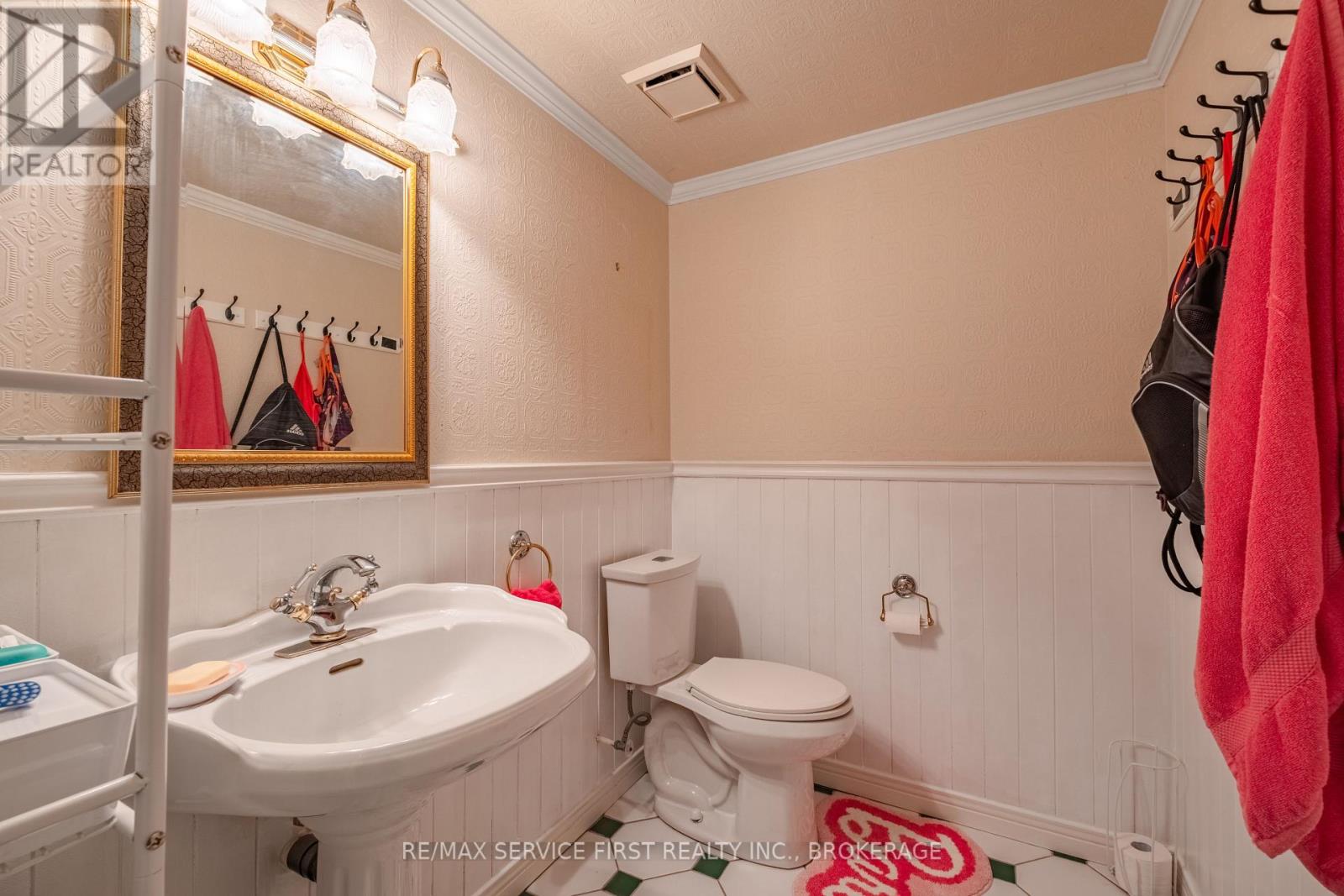 531 Forest Hill Drive E Drive, Kingston, Ontario  K7M 8M5 - Photo 45 - X12129256