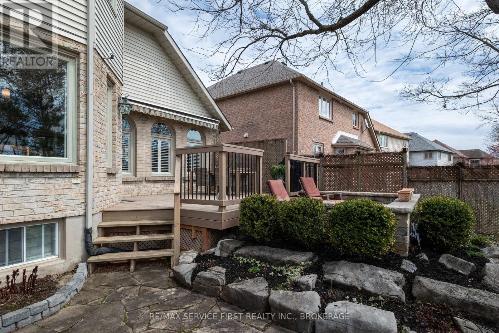 531 Forest Hill Drive E Drive, Kingston, Ontario  K7M 8M5 - Photo 5 - X12129256