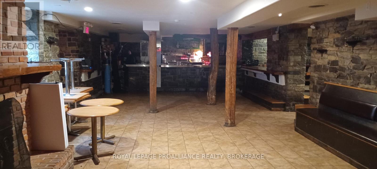 506 Princess Street, Kingston, Ontario  K7L 1C5 - Photo 13 - X12129597