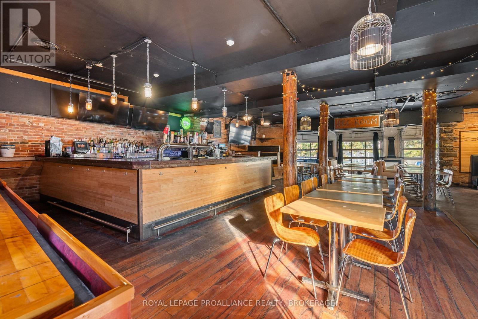 506 Princess Street, Kingston, Ontario K7L 1C5 - Photo 29 - X12129597