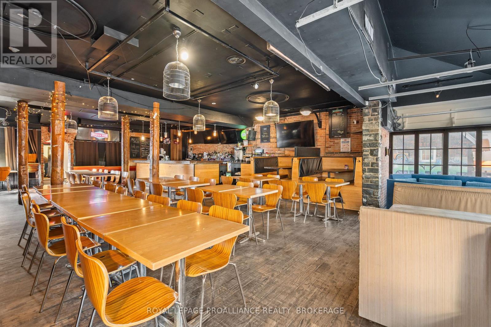 506 Princess Street, Kingston, Ontario K7L 1C5 - Photo 30 - X12129597