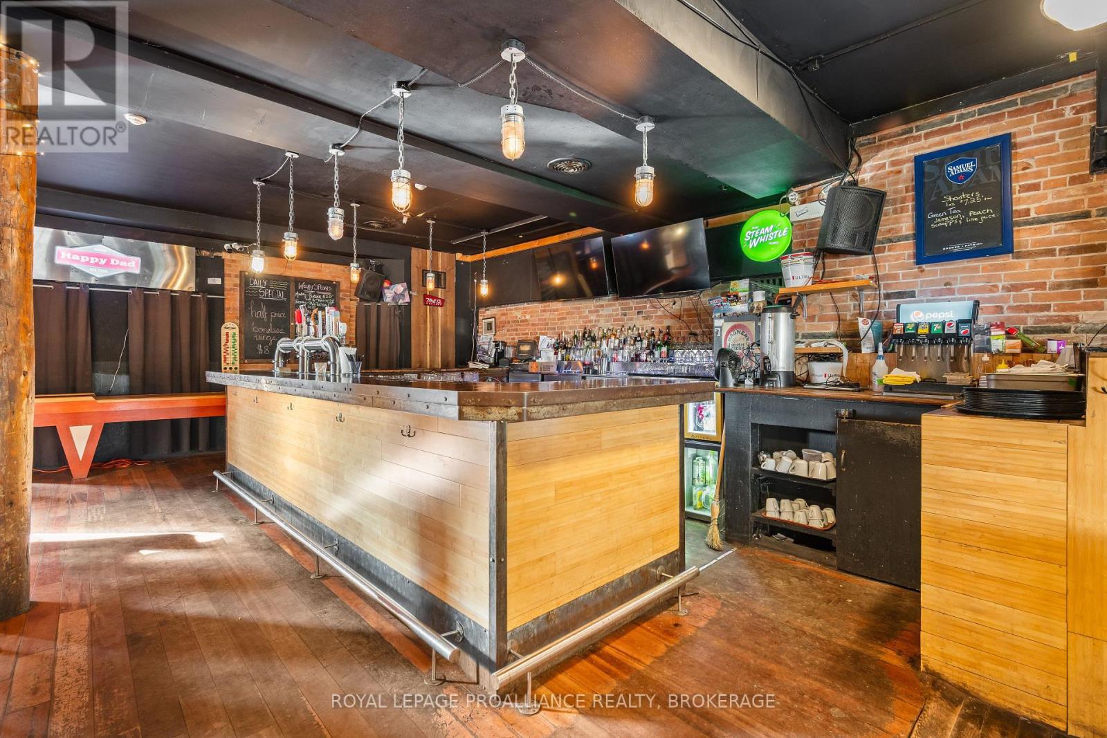 506 Princess Street, Kingston, Ontario K7L 1C5 - Photo 35 - X12129597