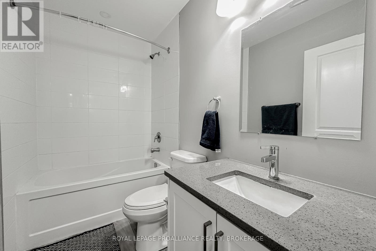 39 Ellerbeck Street, Kingston, Ontario  K7L 4H5 - Photo 18 - X12129847