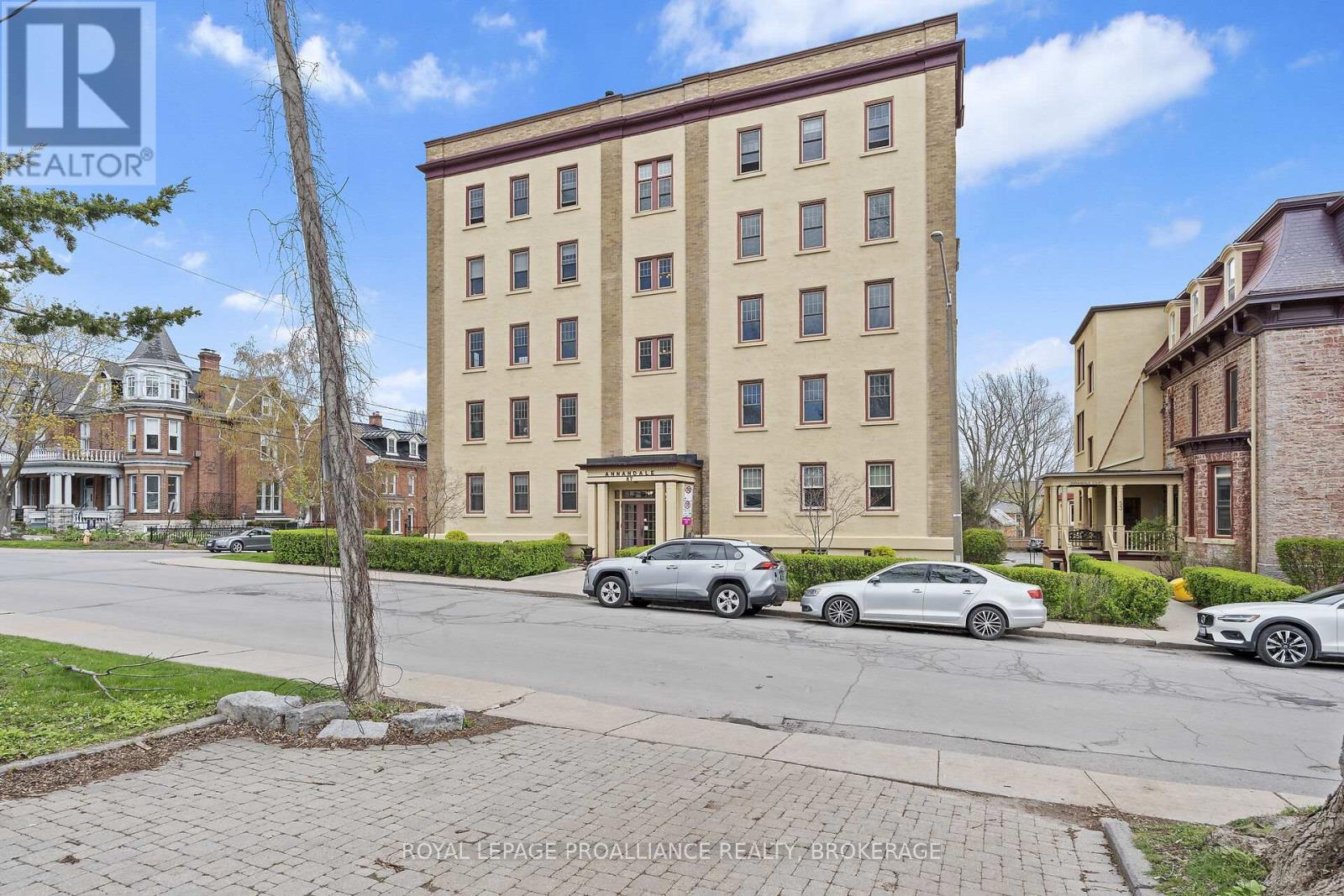 20 - 67 Sydenham Street, Kingston, Ontario  K7L 3H2 - Photo 5 - X12130237