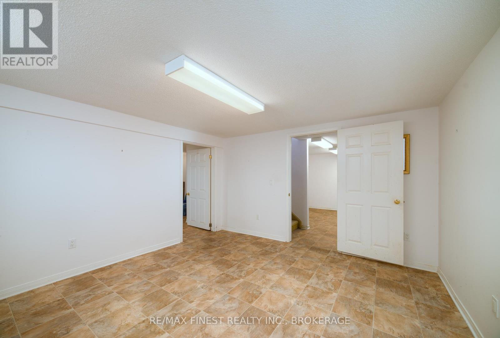 9820 Front Road, Loyalist, Ontario  K0H 2S0 - Photo 32 - X12130312