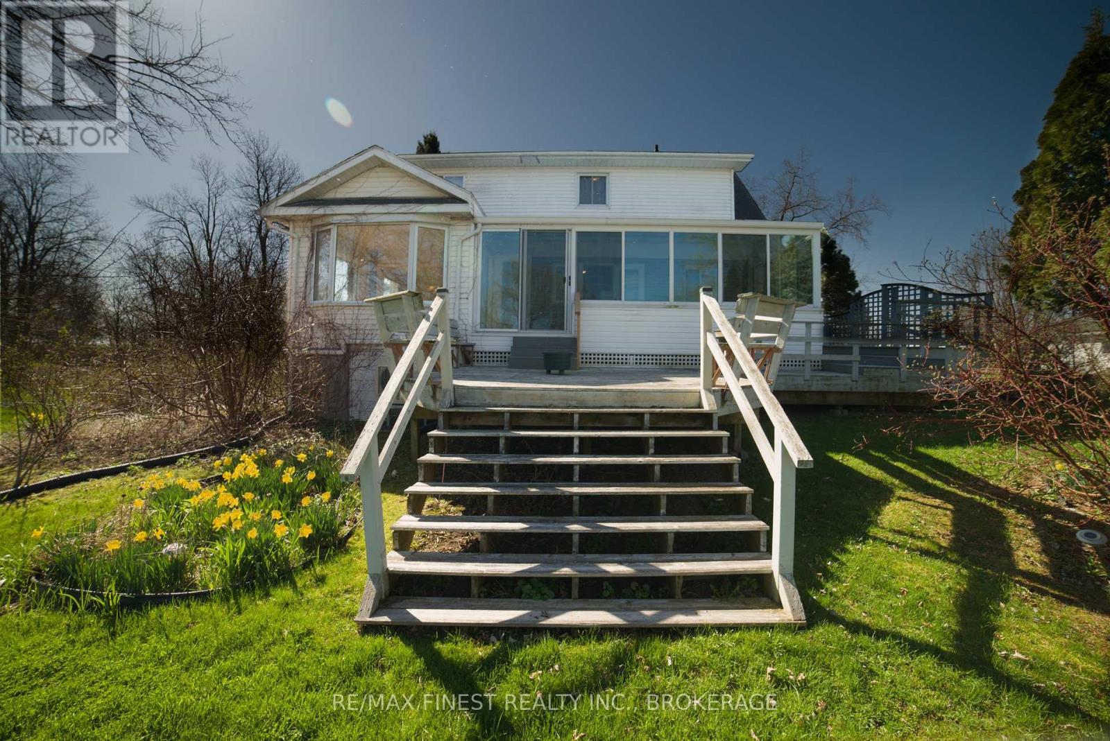 9820 Front Road, Loyalist, Ontario  K0H 2S0 - Photo 40 - X12130312