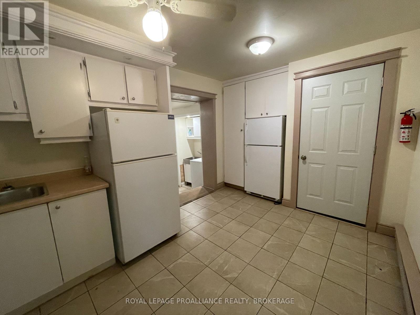 479 Princess Street, Kingston, Ontario  K7L 1C3 - Photo 30 - X12131307
