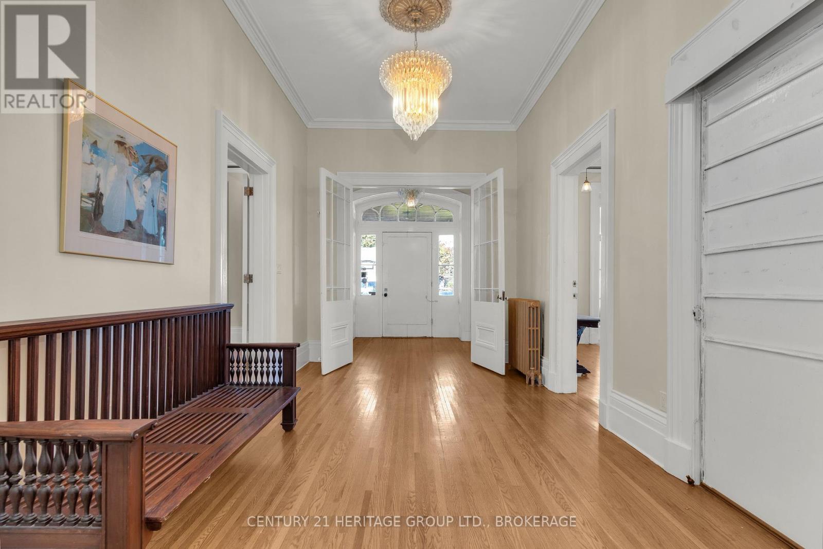 389 King Street E, Gananoque, Ontario  K7G 1G6 - Photo 11 - X12132293