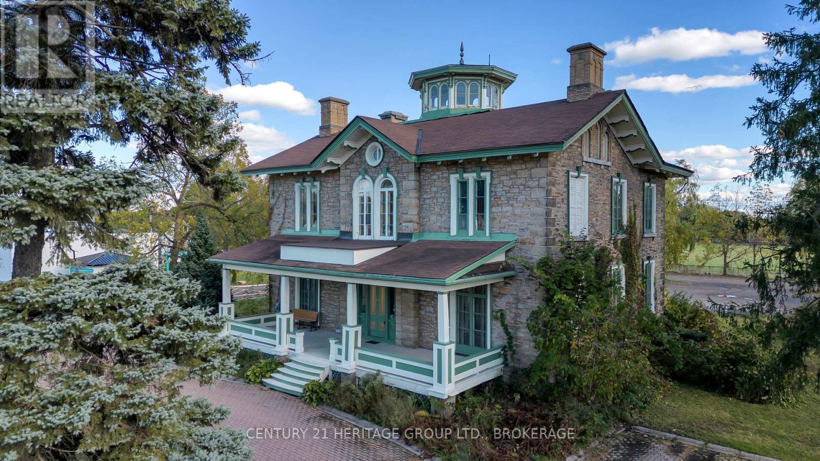 389 King Street E, Gananoque, Ontario  K7G 1G6 - Photo 2 - X12132293