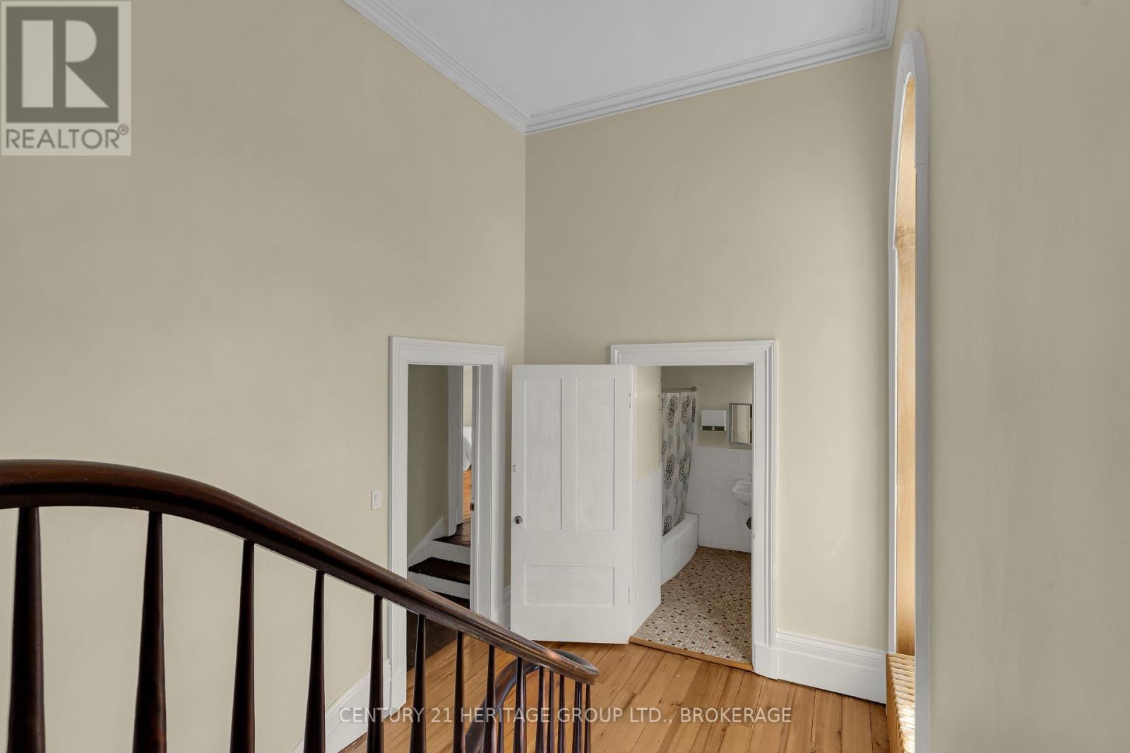 389 King Street E, Gananoque, Ontario  K7G 1G6 - Photo 29 - X12132293