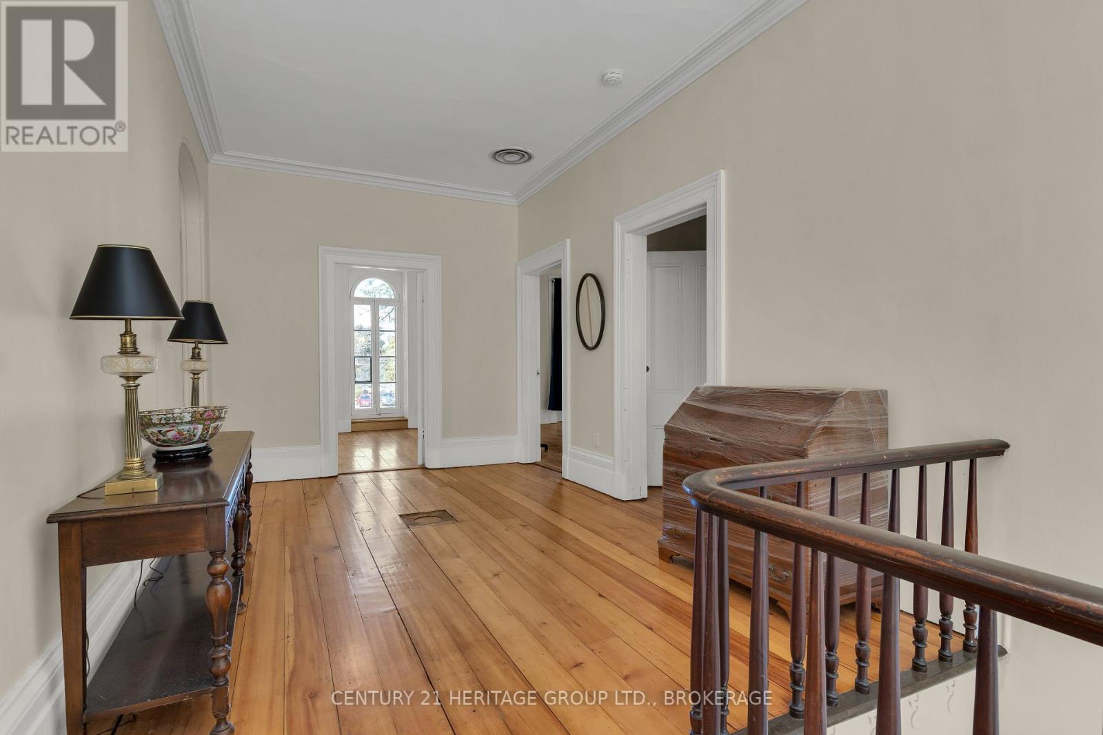 389 King Street E, Gananoque, Ontario  K7G 1G6 - Photo 32 - X12132293