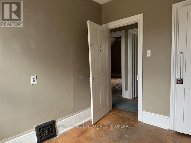 473 Raglan Street, Renfrew, Ontario  K7V 1R9 - Photo 15 - X12133205
