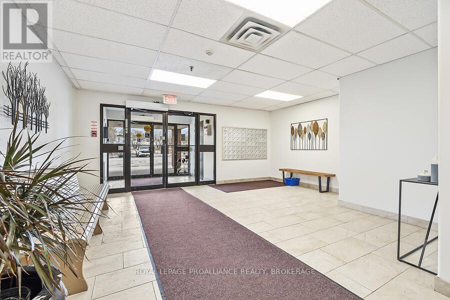 309 - 745 Davis Drive, Kingston, Ontario  K7M 8J4 - Photo 2 - X12133501