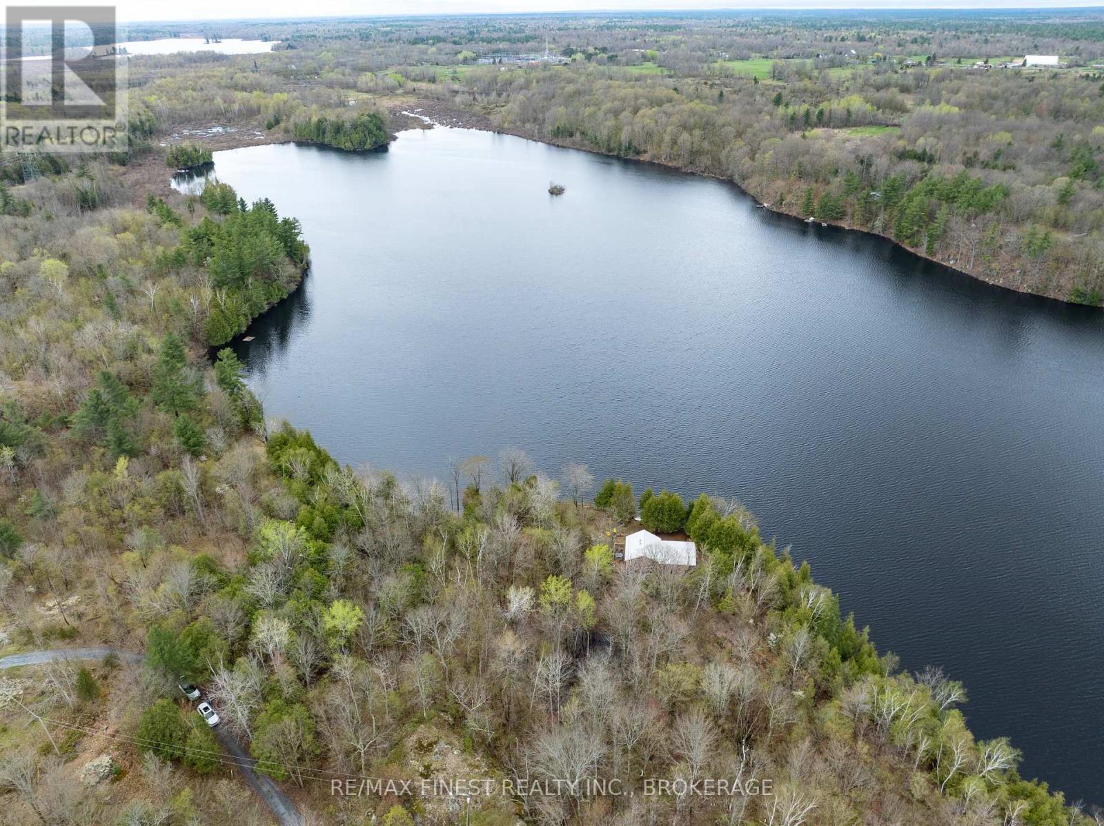 1407 St Andrews Lake Lane S, Central Frontenac, Ontario  K0H 1T0 - Photo 2 - X12133743