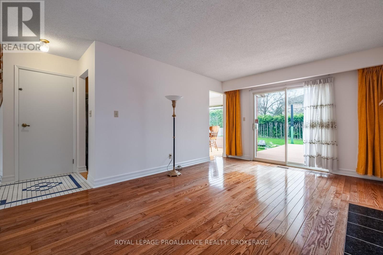 58 Glencoe Crescent, Kingston, Ontario  K7M 7H2 - Photo 16 - X12133794