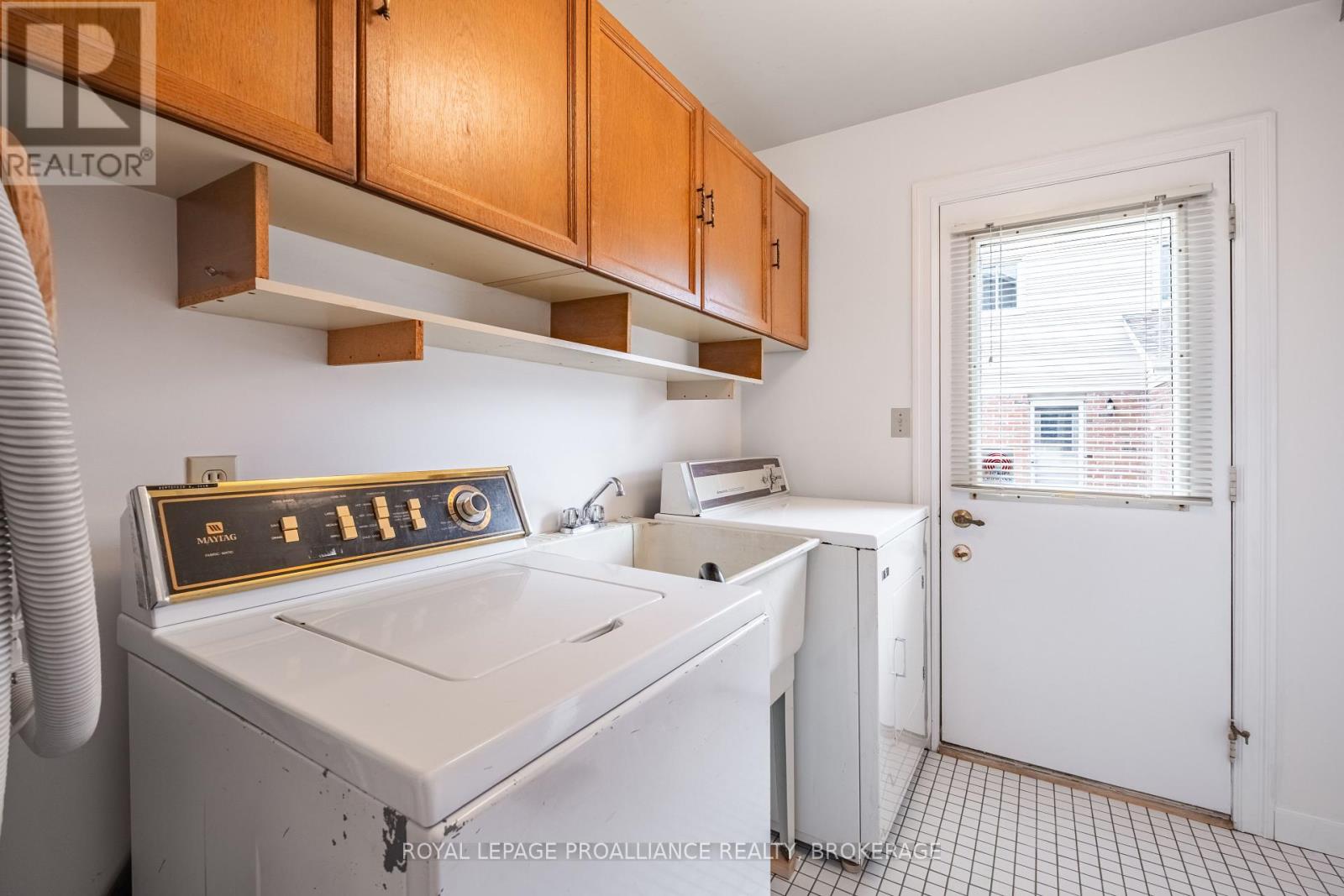 58 Glencoe Crescent, Kingston, Ontario  K7M 7H2 - Photo 18 - X12133794