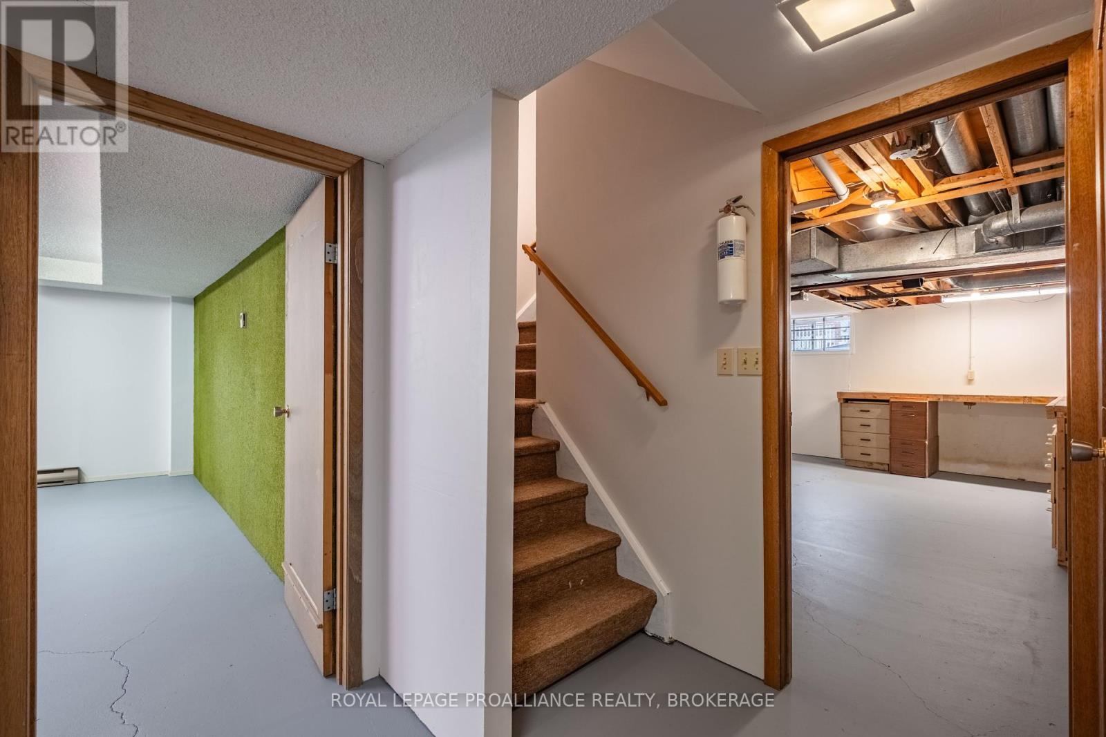 58 Glencoe Crescent, Kingston, Ontario  K7M 7H2 - Photo 35 - X12133794