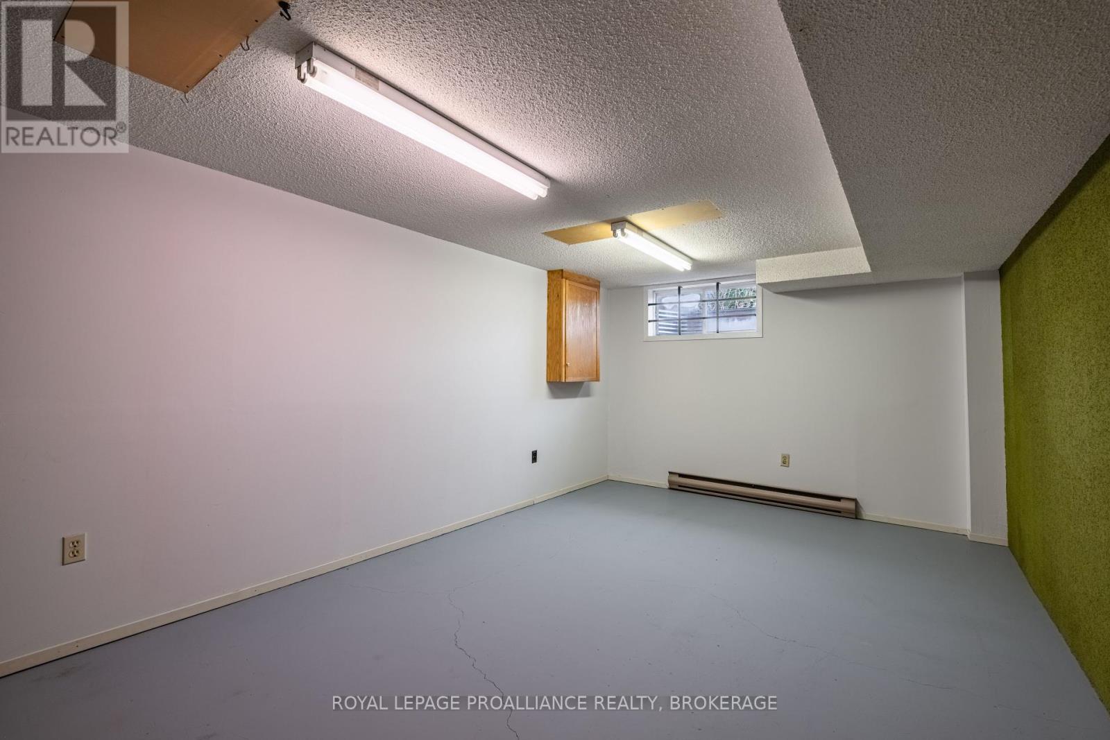 58 Glencoe Crescent, Kingston, Ontario  K7M 7H2 - Photo 36 - X12133794
