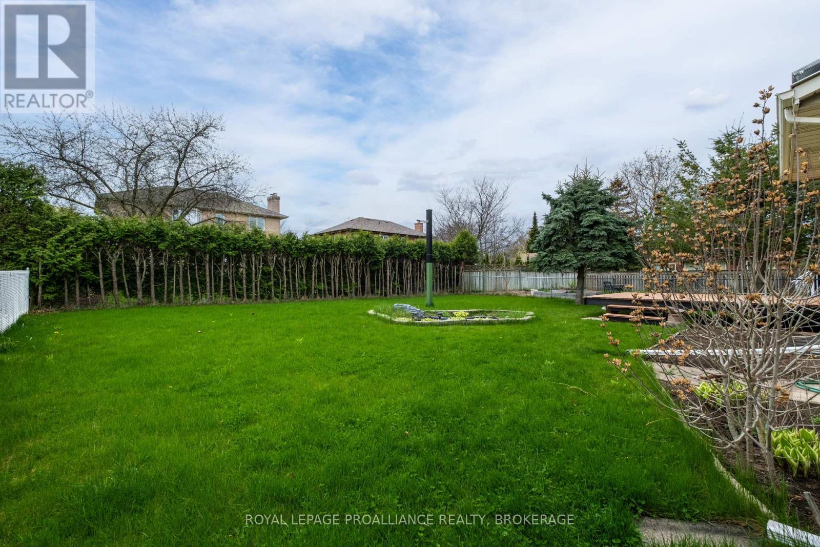 58 Glencoe Crescent, Kingston, Ontario  K7M 7H2 - Photo 41 - X12133794