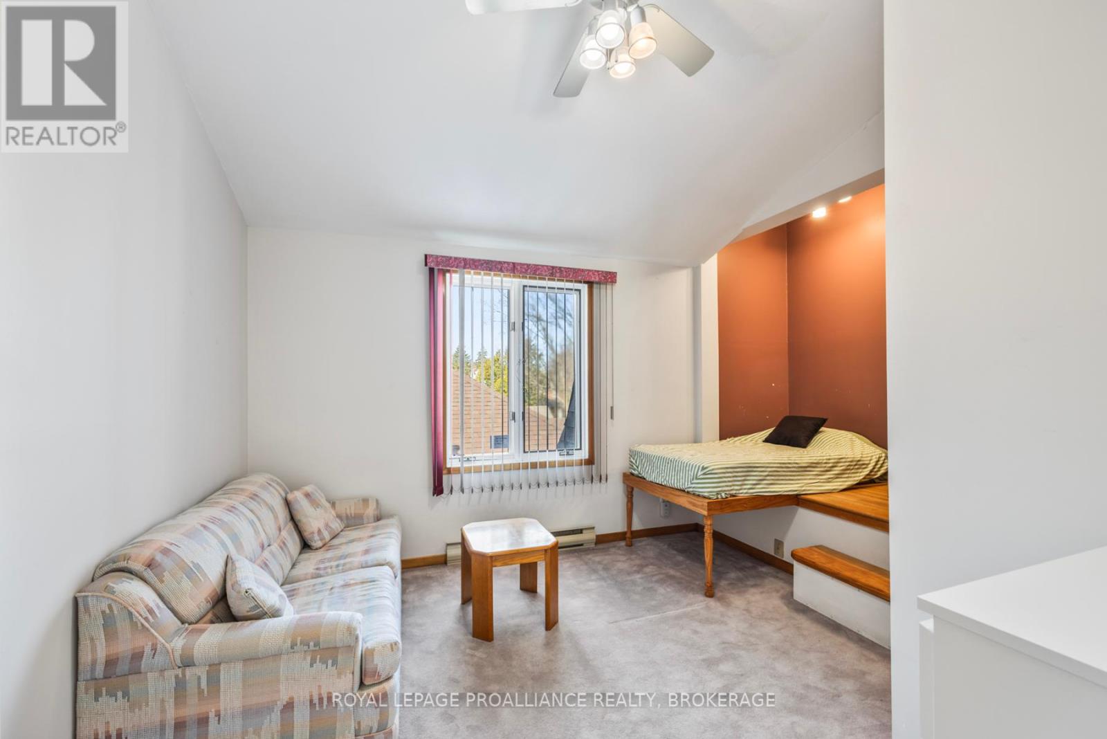 69 Scott Street, Kingston, Ontario  K7L 1L6 - Photo 25 - X12133853