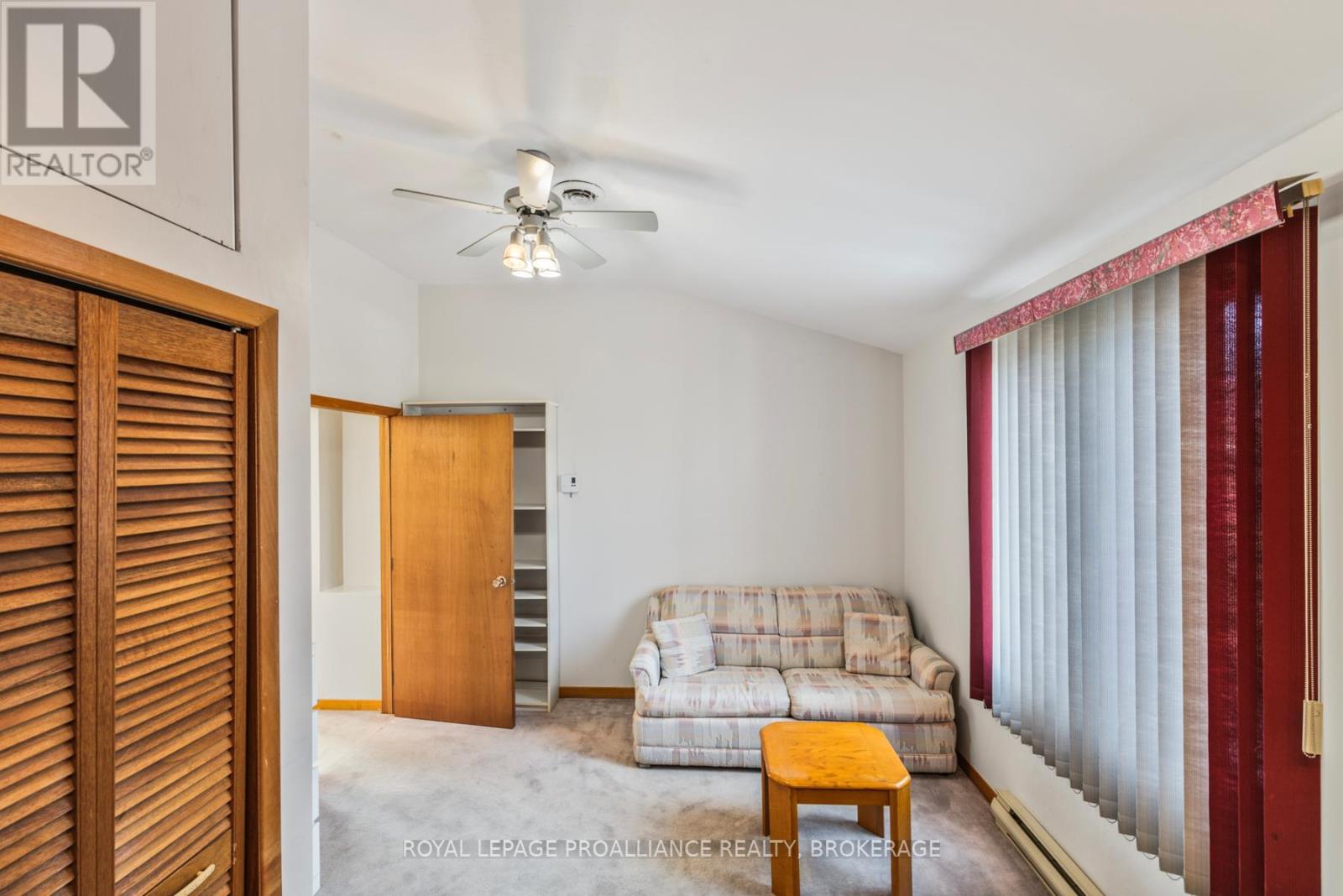 69 Scott Street, Kingston, Ontario  K7L 1L6 - Photo 28 - X12133853
