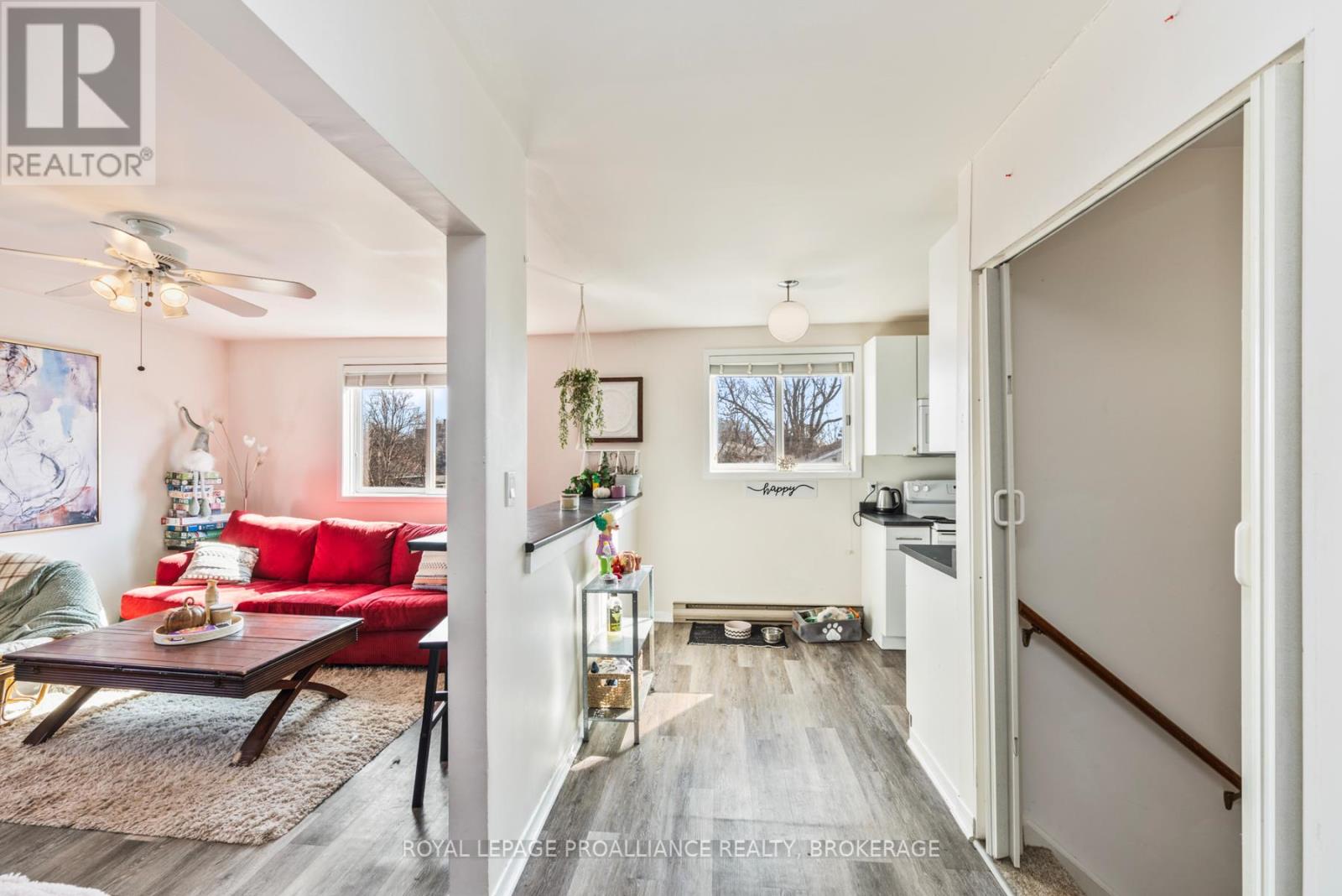 69 Scott Street, Kingston, Ontario  K7L 1L6 - Photo 32 - X12133853